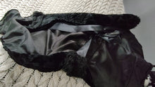 Load image into Gallery viewer, Black Velour &amp; Faux Fur Apron 0/S
