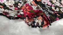 Load image into Gallery viewer, UK2LA Floral Flower Print Shorts Md-LG
