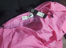 Load image into Gallery viewer, Fashion Nova Pink &quot;High Stakes&quot; Parachute Cargo Pants LG NWT
