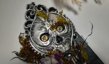 Load image into Gallery viewer, Handmade Amethyst &amp; Moss Skeleton Key on Glass Mount
