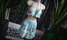 Load image into Gallery viewer, Hawaiian Ocean Floral Halter Bikini Top &amp; Shorts XL
