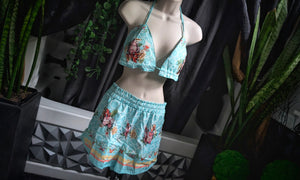 Hawaiian Ocean Floral Halter Bikini Top & Shorts XL