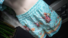 Load image into Gallery viewer, Hawaiian Ocean Floral Halter Bikini Top &amp; Shorts XL
