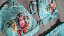 Load image into Gallery viewer, Hawaiian Ocean Floral Halter Bikini Top &amp; Shorts XL
