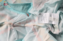 Load image into Gallery viewer, Hawaiian Ocean Floral Halter Bikini Top &amp; Shorts XL
