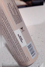 Load image into Gallery viewer, Kevin Murphy Session Spray Flex 337ml

