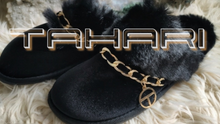 Load image into Gallery viewer, Tahari Faux Fur Chain Accent Slippers Sz9
