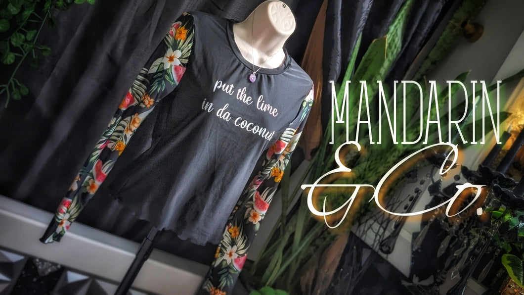 Mandarin & Co. Floral Hawaiian Beach Top XS