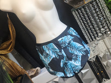 Load image into Gallery viewer, Tropical Blue Lagoon Swim Shorts XL
