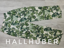 Load image into Gallery viewer, Hallhuber Tropical Floral Flowy Wide Leg Pants sz6-8
