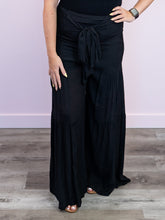 Load image into Gallery viewer, Re-Vamped Black Wide Leg Silky Stretch Pants MD-XL
