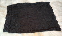 Load image into Gallery viewer, Boutique Essentials Black Lace Midi Skirt XL
