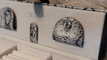 Load image into Gallery viewer, Tuscan Designs Snakeprint Jewelry Clutch
