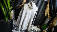 Load image into Gallery viewer, Tahari Grey Ribbed Sweater Cardigan Hoodie XL NWT
