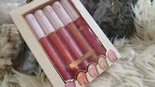 Load image into Gallery viewer, Ellen Tracy Mighty Shine Lip Gloss 5pk NEW
