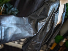 Load image into Gallery viewer, Tres You Black Sleek &amp; Slimming Pu Leather Jacket XL
