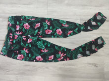 Load image into Gallery viewer, Infinitely Strong Tropical Floral Yoga Atheltic Leggings LG
