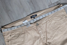 Load image into Gallery viewer, Bel &amp; Bo Champagne Shimmer Jean Pants XL (46/13) NEW
