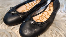 Load image into Gallery viewer, Sam Edelman Black Ballet Flats sz8
