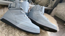 Load image into Gallery viewer, RARE Men&#39;s Euro Baby Blue Fog Lunar Rock Patrick Ewing 33 Shoes Sneakers Sz13
