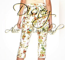 Load image into Gallery viewer, Disney Alice in Wonderland Floral Capri Pants sz6
