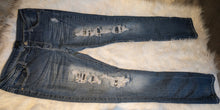 Load image into Gallery viewer, Vintage G21 Blingy Metal Accent Frayed Skinny Jeans sz15
