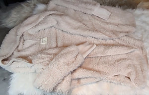 Ashley by 26 Sheep Look Oversize Hood Sweater Jacket XL