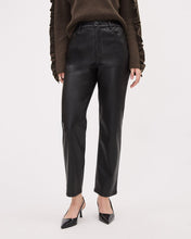 Load image into Gallery viewer, RW &amp; Co. Faux Leather Straight Leg Pants sz34 NWT
