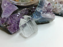 Load image into Gallery viewer, Soulmate Clear Quartz Crystal Points
