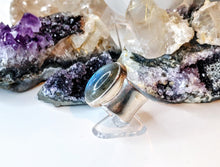 Load image into Gallery viewer, Labradorite Flash Sterling Silver Ring
