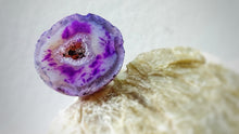 Load image into Gallery viewer, Mini Druzy Occo Geode
